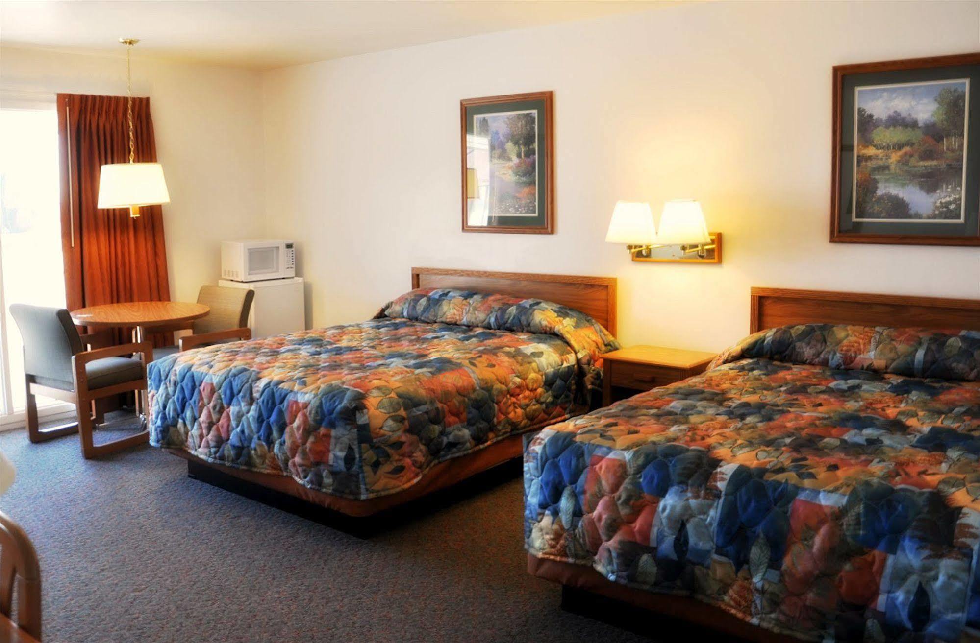 Trade Winds Motel Valentine Exterior foto