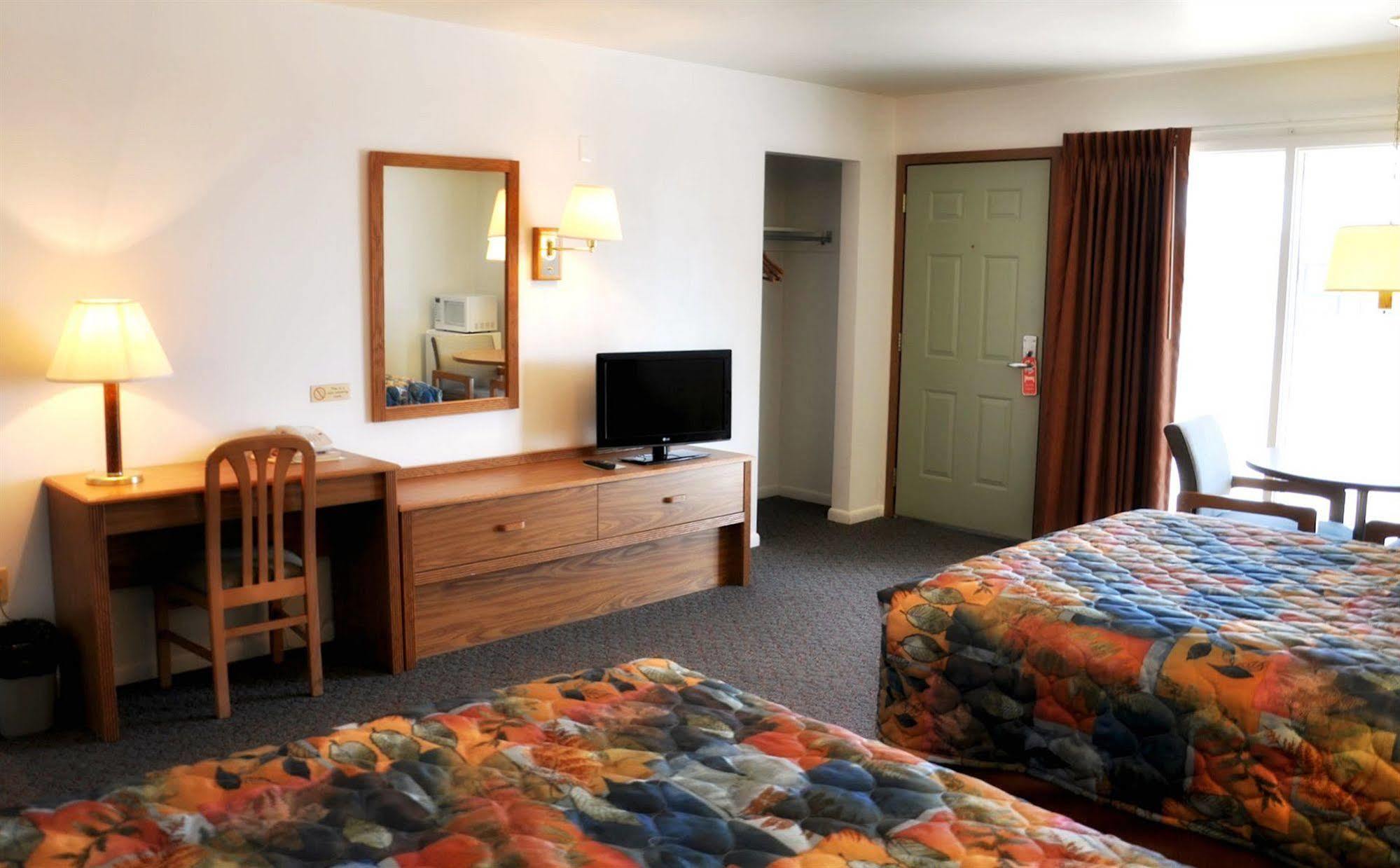 Trade Winds Motel Valentine Exterior foto